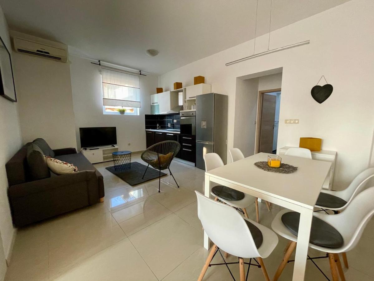 Apartments Luce Trogir Buitenkant foto